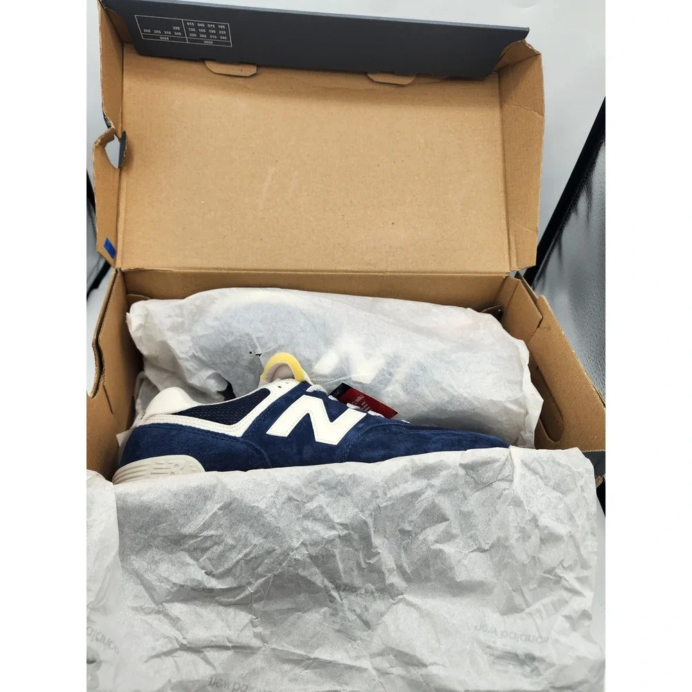 New Balance 574 Classics Navy Blue White Red U574VPN Mens 9.5 Womens 11